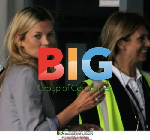 Kate Moss and Daughter Lila Board Private Jet