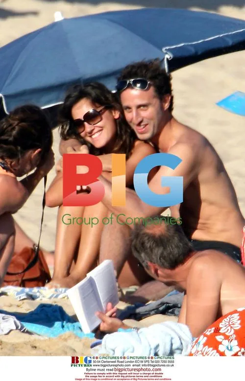 Virginie Ledoyen and Ari Elmaleh in Corse