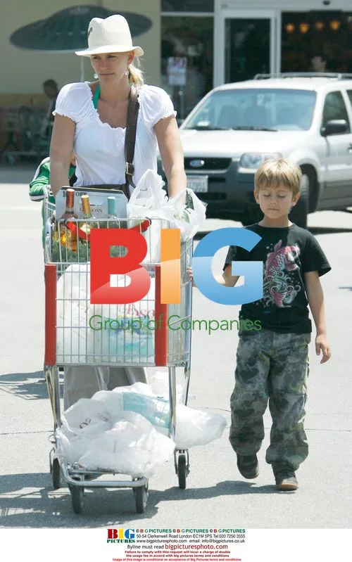 Natasha Henstridge Grocery Shopping with Son