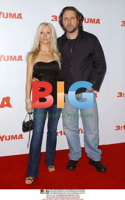 Russell Crowe and Danielle Spencer at 3:10 to Yuma Premiere