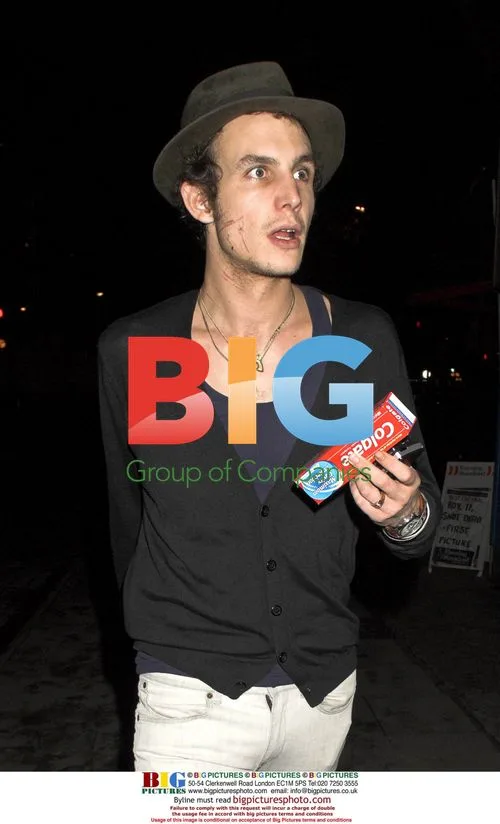 Blake Fielder-Civil Returns to Hotel After Altercation With Amy Winehouse