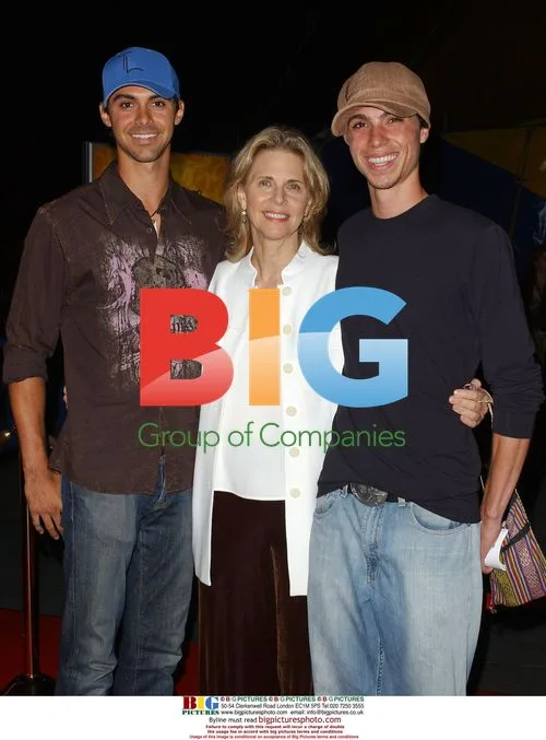 Lindsay Wagner with sons at Cirque du Soleil premiere