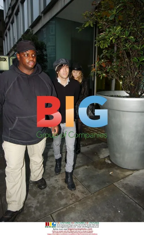 Peter Wentz and Ashlee Simpson in London