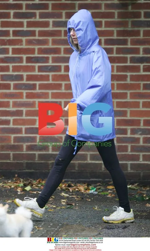 Spice Girls' Geri and Mel C in London Park