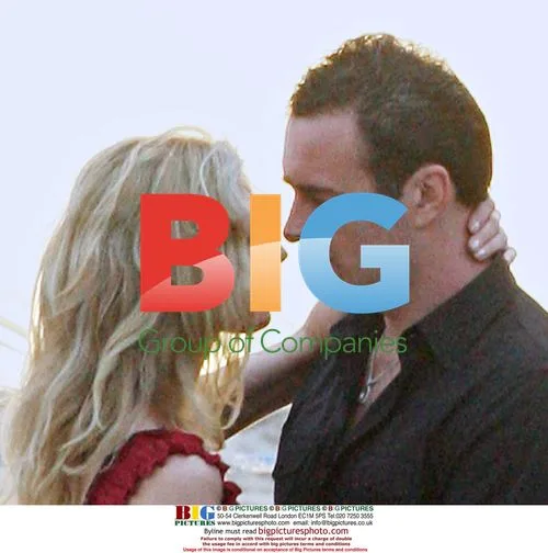 Julian McMahon and Joely Richardson film romantic scene for Nip/Tuck