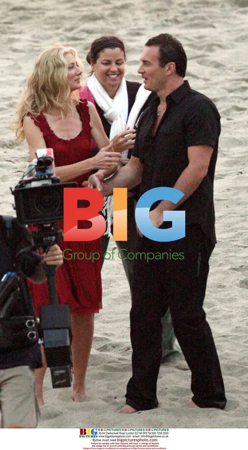 Julian McMahon and Joely Richardson film Nip/Tuck scene