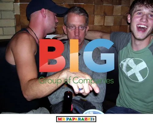 Andy Dick looking disheveled at Ohio nightclub