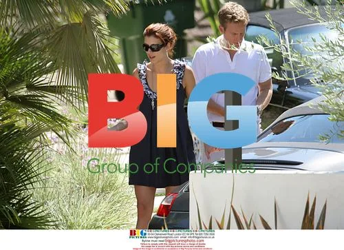 Kate Walsh and fiance Alex Young have heated discussion