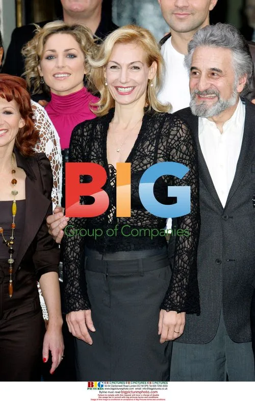 WORLD RIGHTS Photocall for 'Chicago' 10th anniversary