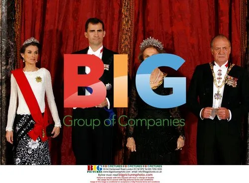 Spanish Royal Family Hosts State Dinner