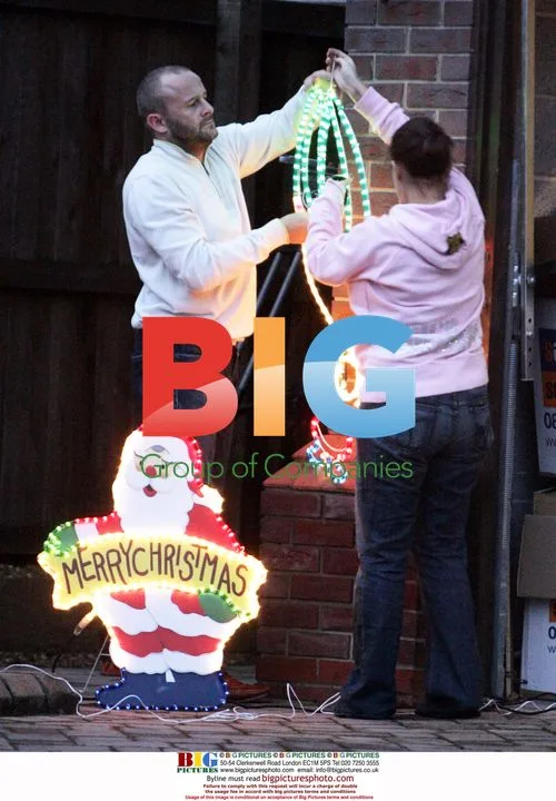 Kerry Croft and Husband Mark Putting Up Xmas Decor