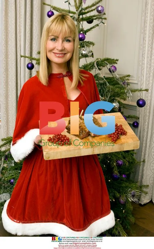 Sian Lloyd fronts Welsh Lamb Christmas campaign