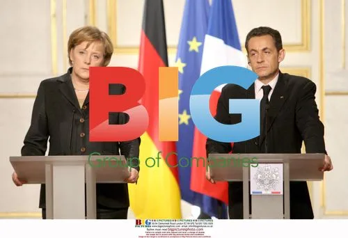 Nicolas Sarkozy meets Angela Merkel