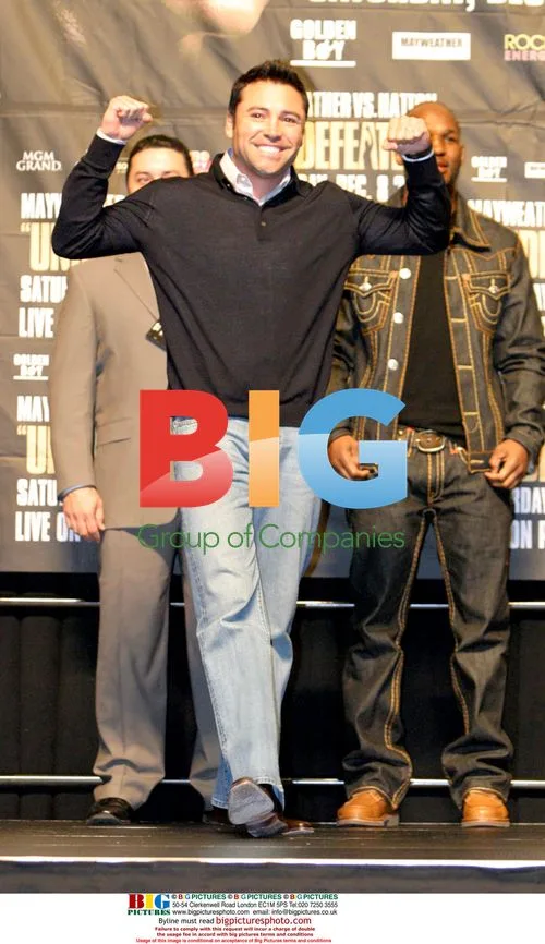 Welterweight Championship Weigh-in