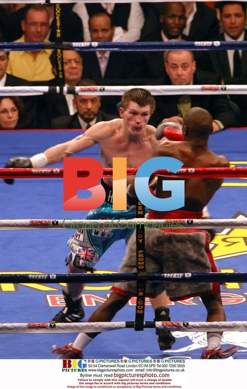 Hatton vs Mayweather WBC Title Fight