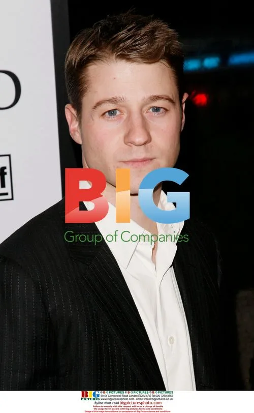Benjamin McKenzie at I Am Legend Premiere