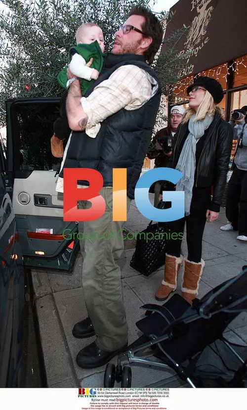 Tori Spelling's Family Christmas Tree Outing