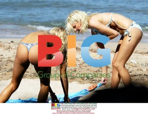 Models Anna Taverner and Michelle Marsh Relax in France