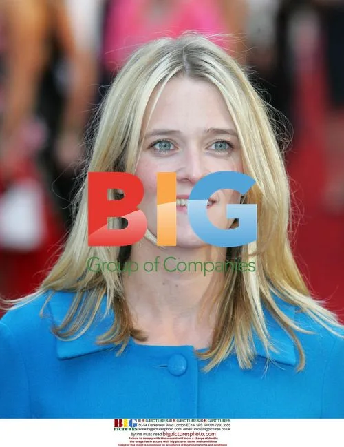 Edith Bowman Expecting First Baby