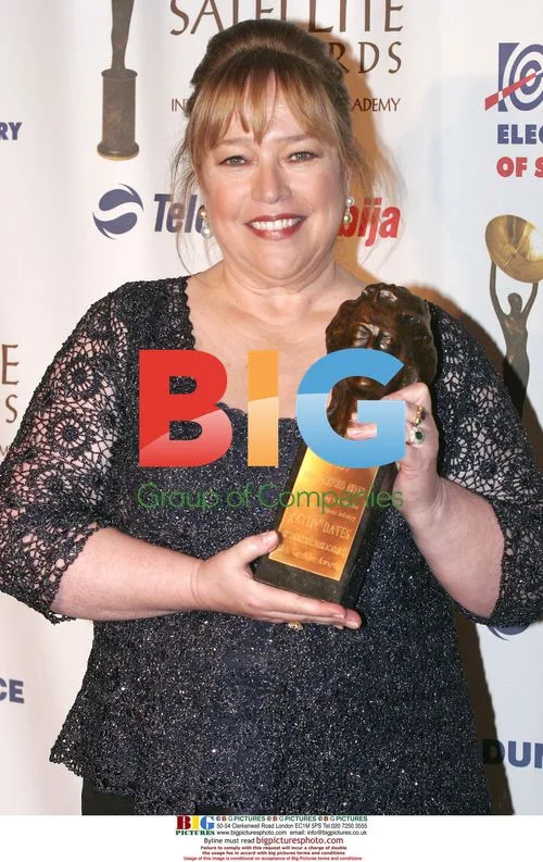 Kathy Bates at Satellite Awards