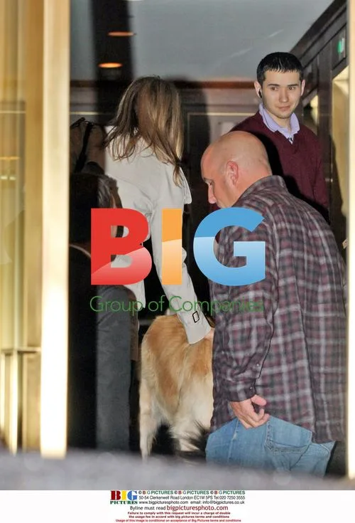 Jennifer Aniston's Holiday Errands