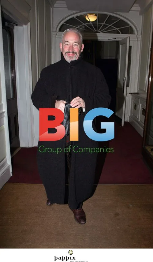 Simon Callow prepares for cold in London