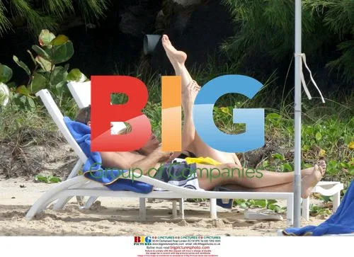 Nicolette Sheridan & Michael Bolton on St. Barts Vacation
