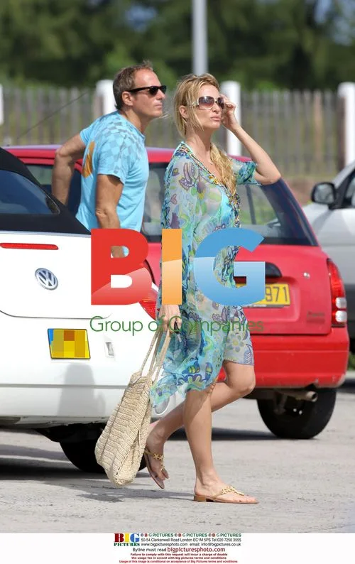 Nicolette Sheridan and Michael Bolton Shopping in Saint Barthelemy