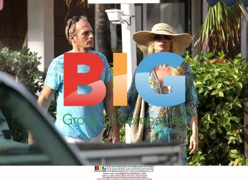 Nicolette Sheridan and Michael Bolton Shop in Saint Barthelemy
