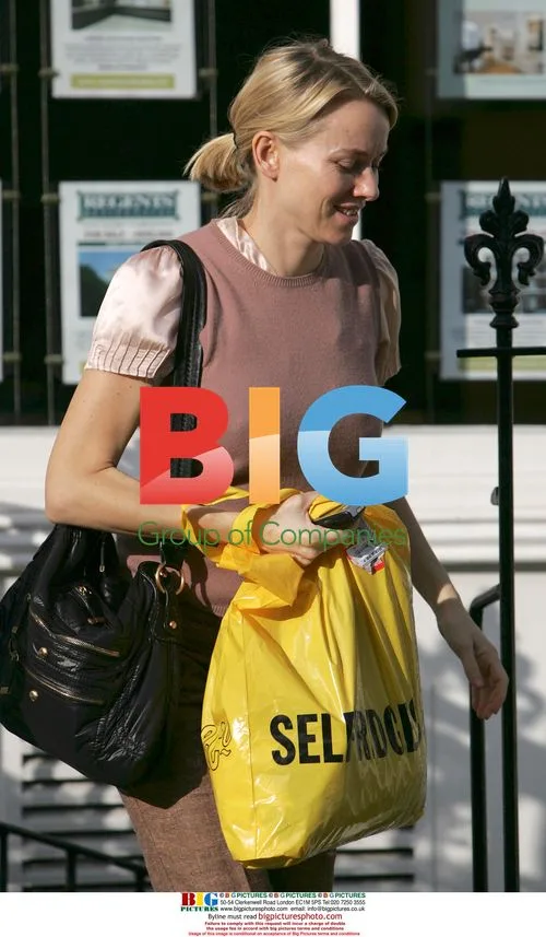 Naomi Watts leaving Madonna's gym