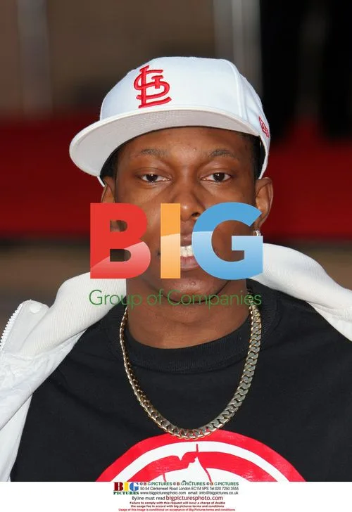 Dizzy Rascal arriving at 2006 BRIT Awards