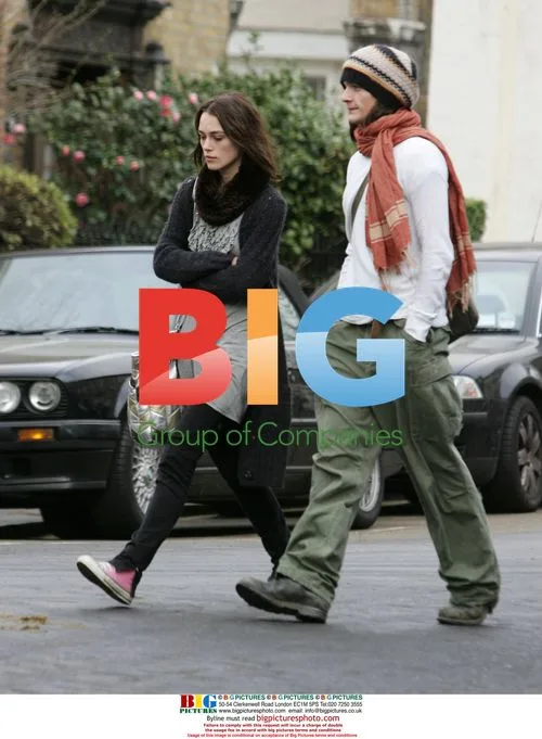 Keira Knightley and Rupert Friend go shopping