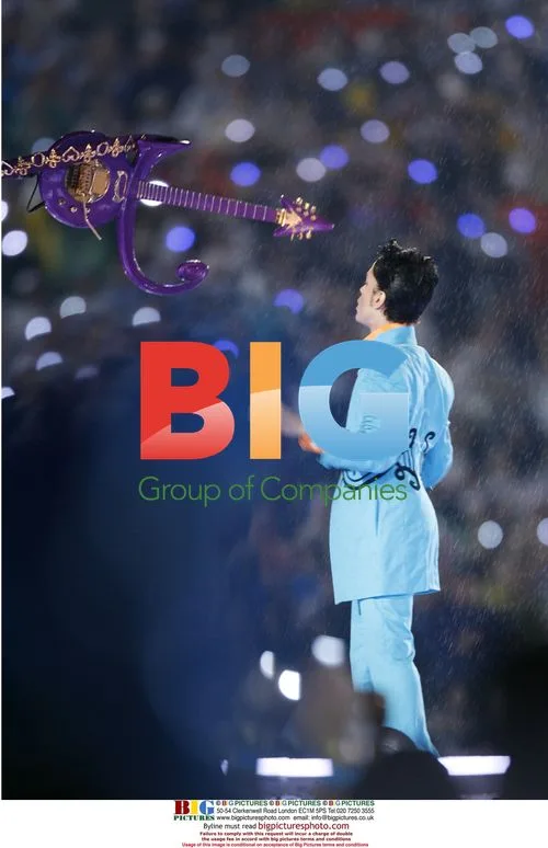 Prince performs at Super Bowl XLI