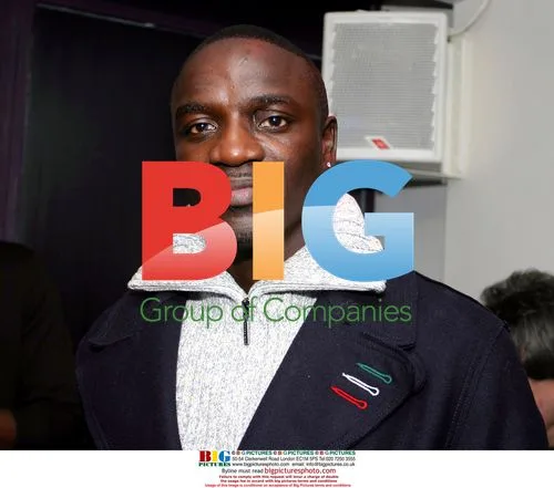 Akon Celebrates Belated Birthday at London Club