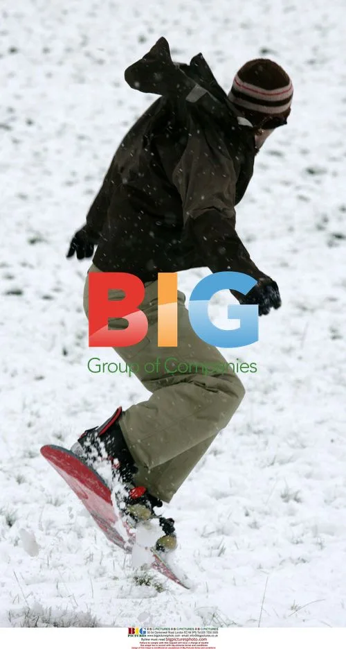 Heavy snow in London, England