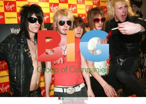 Towers of London band performs and signs in Manchester