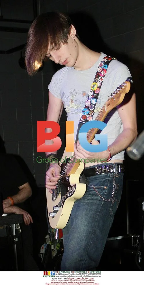 Bloc Party Performs Exclusive Valentine's Day Gig