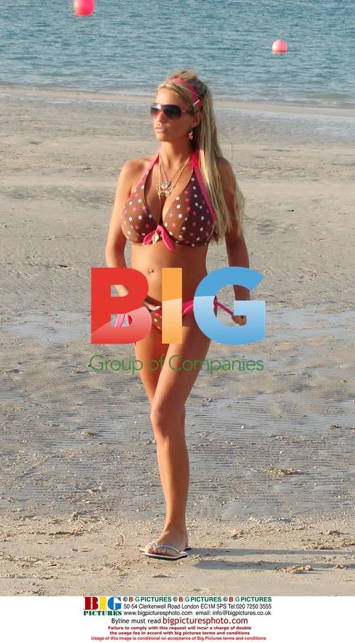 Jordan Relaxes on Dubai Beach