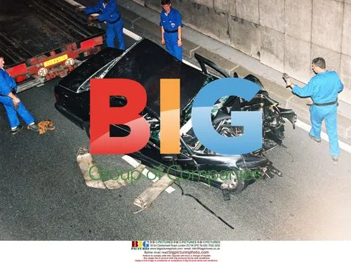 Diana and Dodi Car Accident in Paris Tunnel