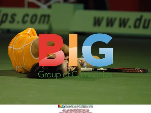 Jelena Jankovic Twists Ankle at Dubai Tennis Open