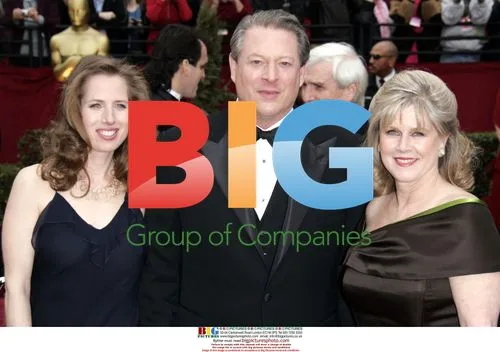AL GORE and family at 79th Oscars