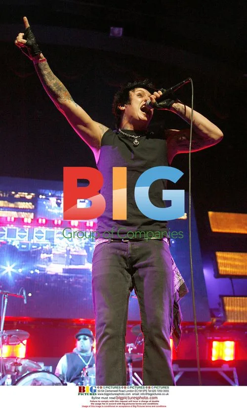 Jacoby Shaddix of Papa Roach at KROQ Christmas 2006