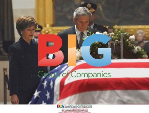 George W. Bush and Laura Bush at Ford's Lying in State