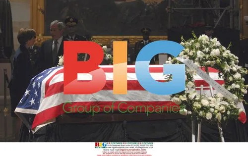 Laura Bush and George W. Bush at Ford's Memorial