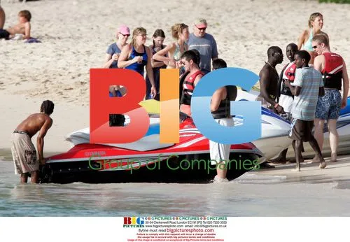 Simon Cowell Enjoys Caribbean Holiday