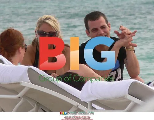 Steve O and Girlfriend on Miami Beach