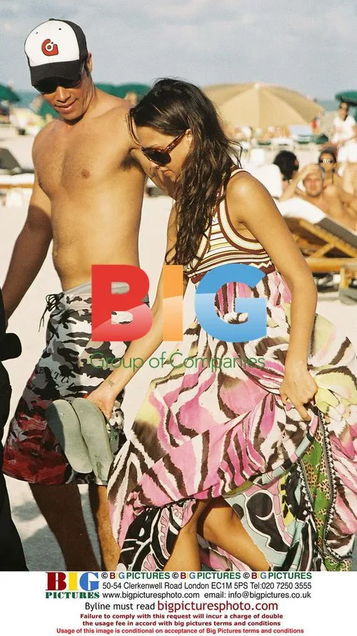 Jessica Alba & Cash Warren at Miami Beach