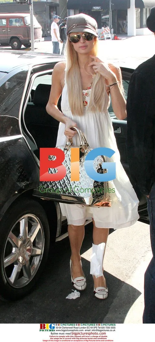 Paris Hilton on set of "The Hottie and the Nottie"
