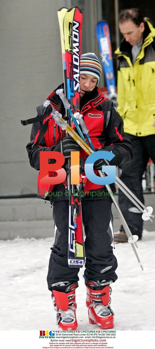 Frankie Dettori and Wife Skiing in Austria