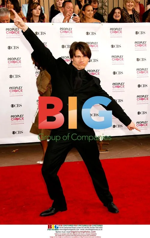 Jason Ritter at People's Choice Awards